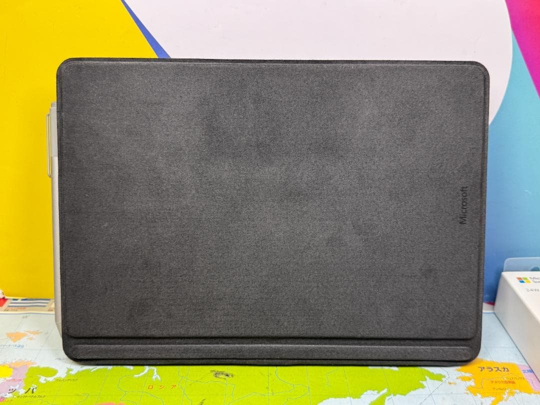 Surface Go 2 LTE Office2024 本体とAcアダプター