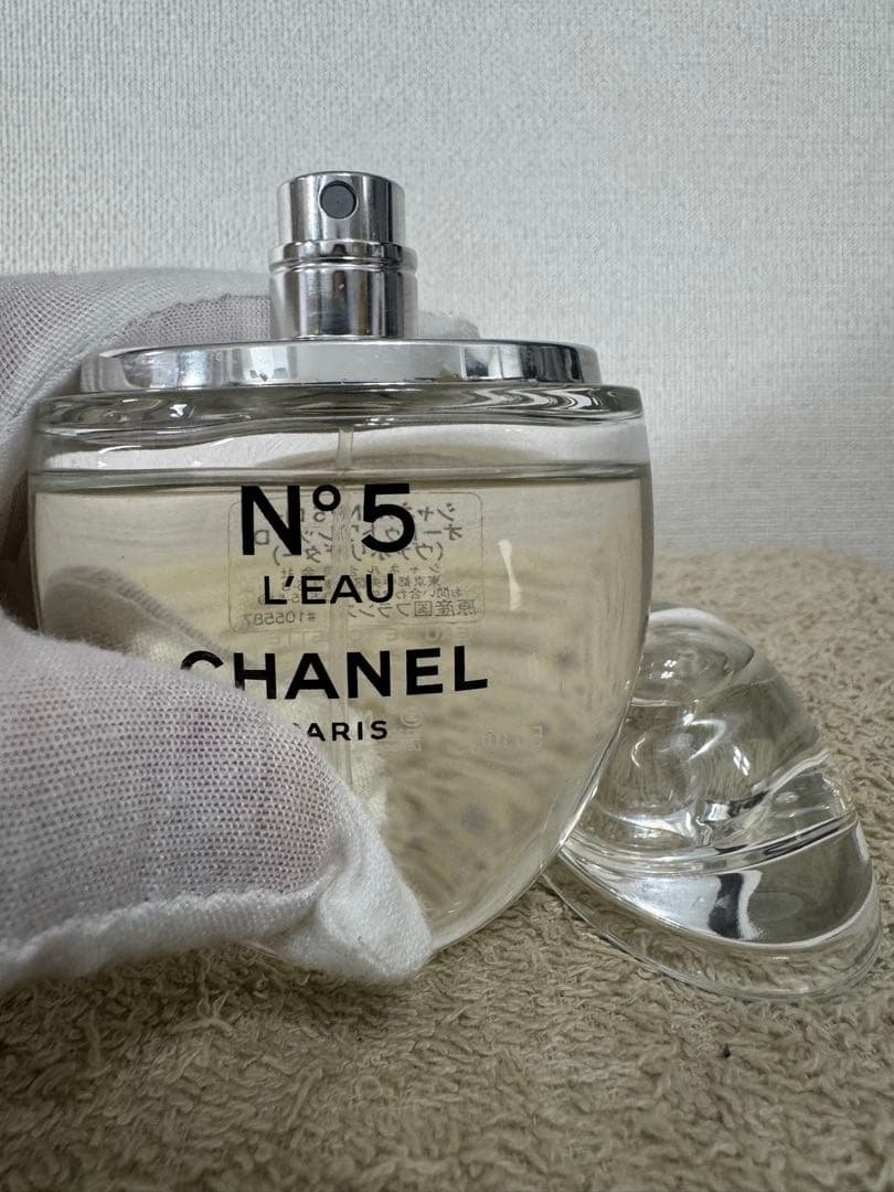 シャネル N°5 ロー オードゥトワレット D 50ml