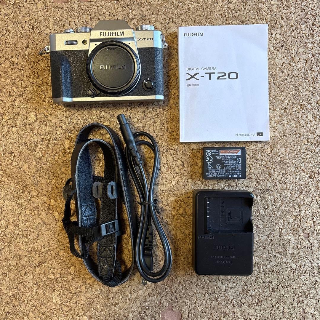 アインさん専用　Fujifilm X-T20 ミラーレスカメラ 本体のみ訳あり
