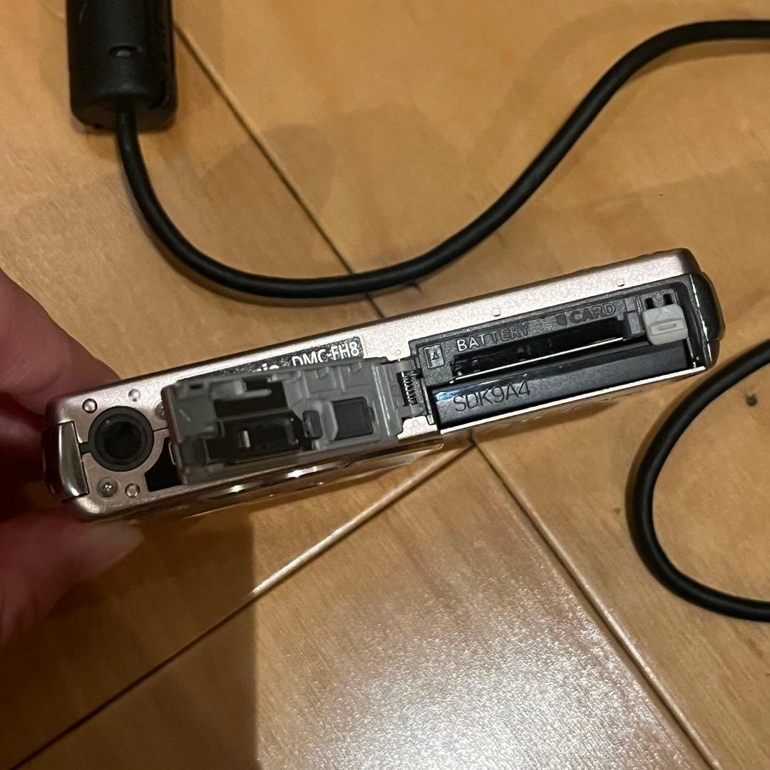 【美品】Panasonic LUMIX DMC-FH8 ピンクゴールド