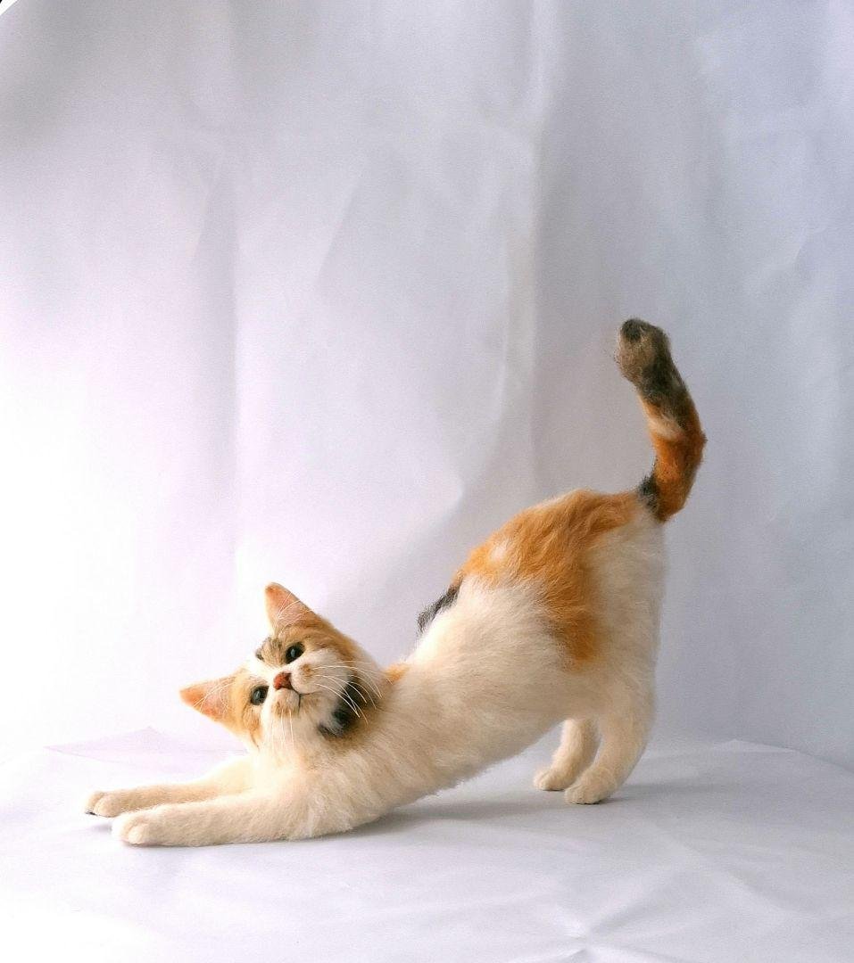 ●ねこのおたより●羊毛フェルト　猫　三毛猫　のびのび　ハンドメイド