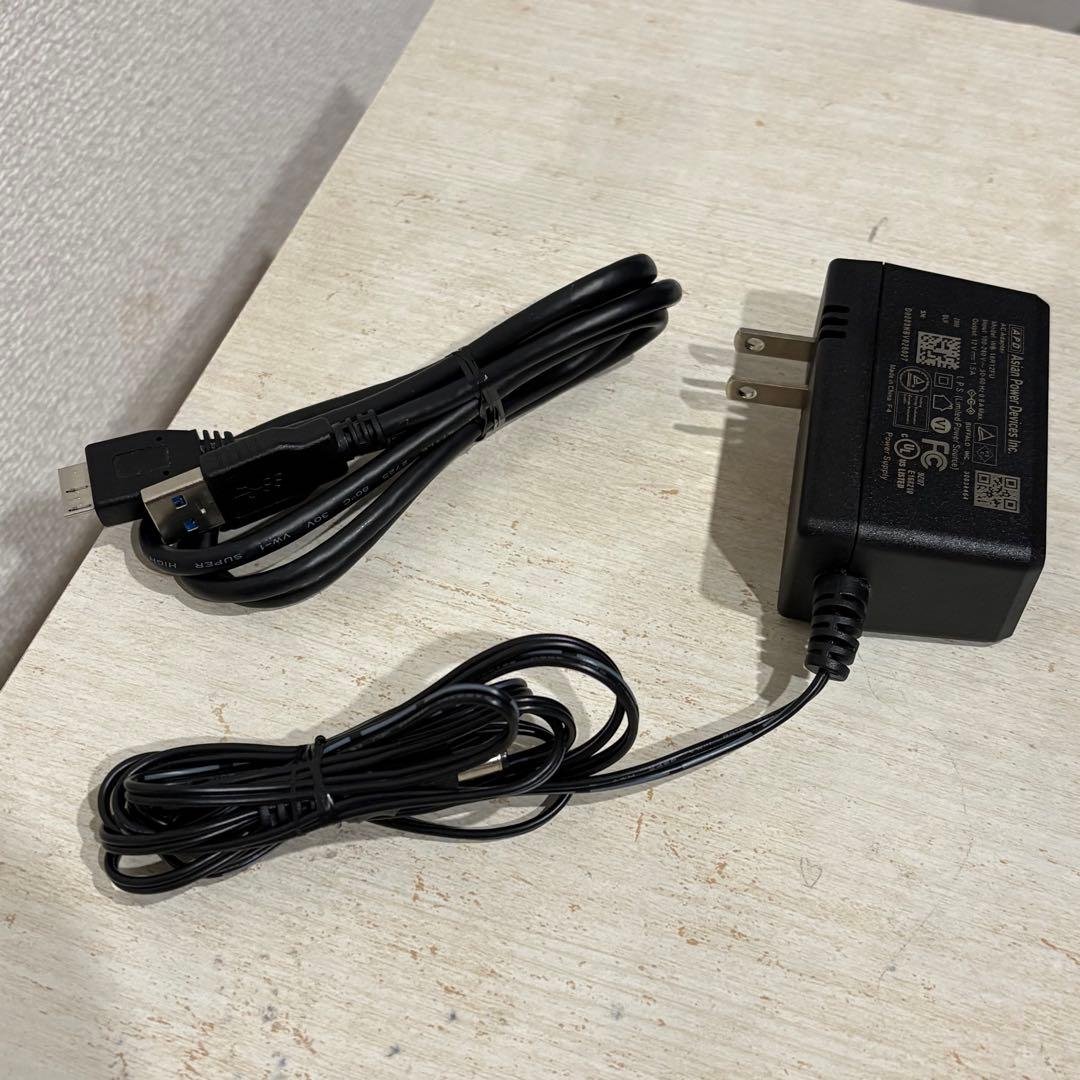 ！値下げ中！ 外付けハードディスク　バッファロー　HD-LE2U3-BA 中古品