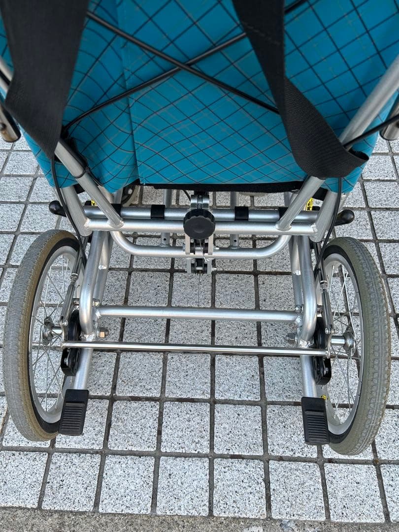カワムラサイクル社 ティルト リクライニング付き車イス KXL16-42
