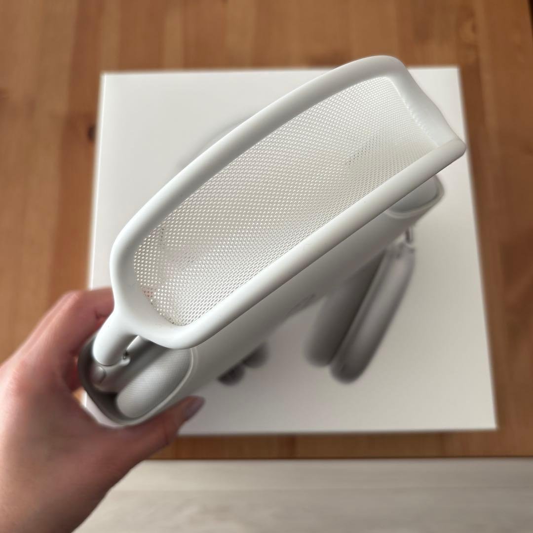 [お値下げ可能] Apple AirPods Max シルバー【美品】ほぼ未使用