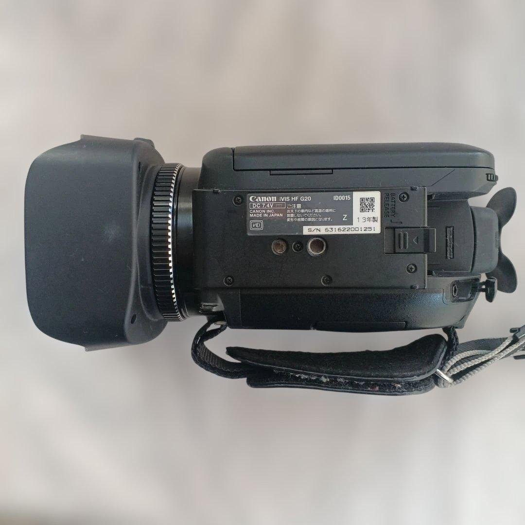 Canon iVIS HF G20 光学10倍ズーム 内蔵32GB 欠品なし