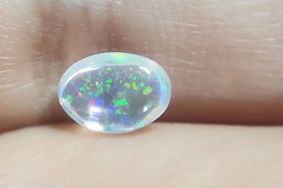 高品質天然ウォーターオパール 0.618ct
