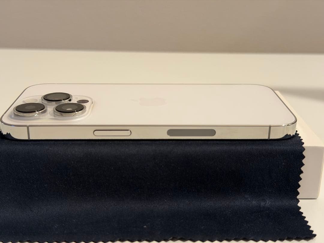 【US版シャッター音なし】 Apple iPhone 14 Pro シルバー