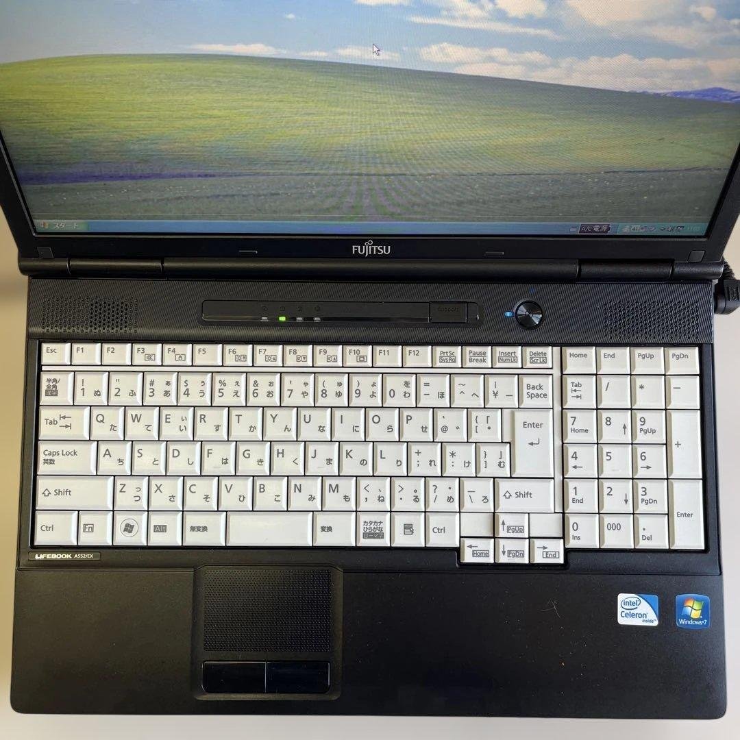 ☆訳あり格安美品☆Windows XP☆10キー付15.6インチ大画面ノートPC