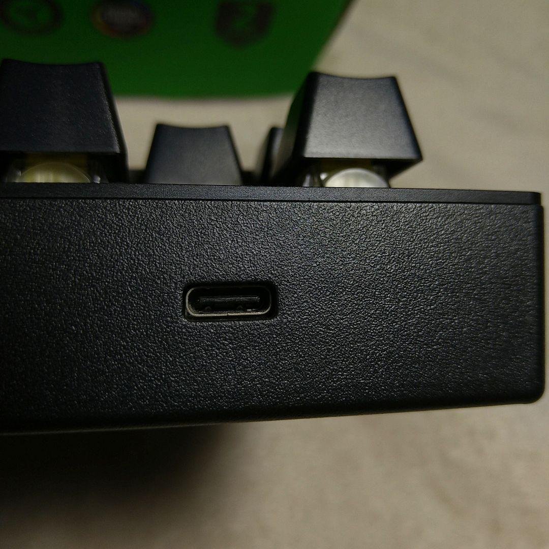 Razer BlackWidow V3 Pro ＋ 新品リストレスト