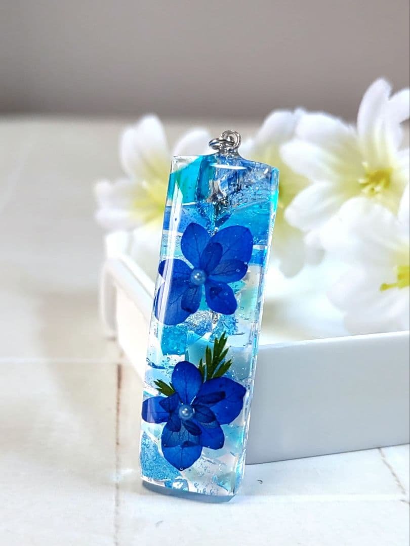 レジンネックレス　アクセサリー　ハンドメイド　　泡入り琉球ガラス♡
