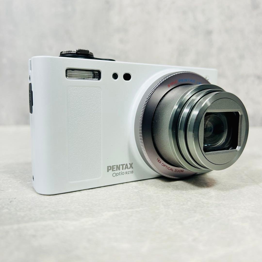 【美品】PENTAX Optio RZ18 ホワイト　コンパクトデジタルカメラ