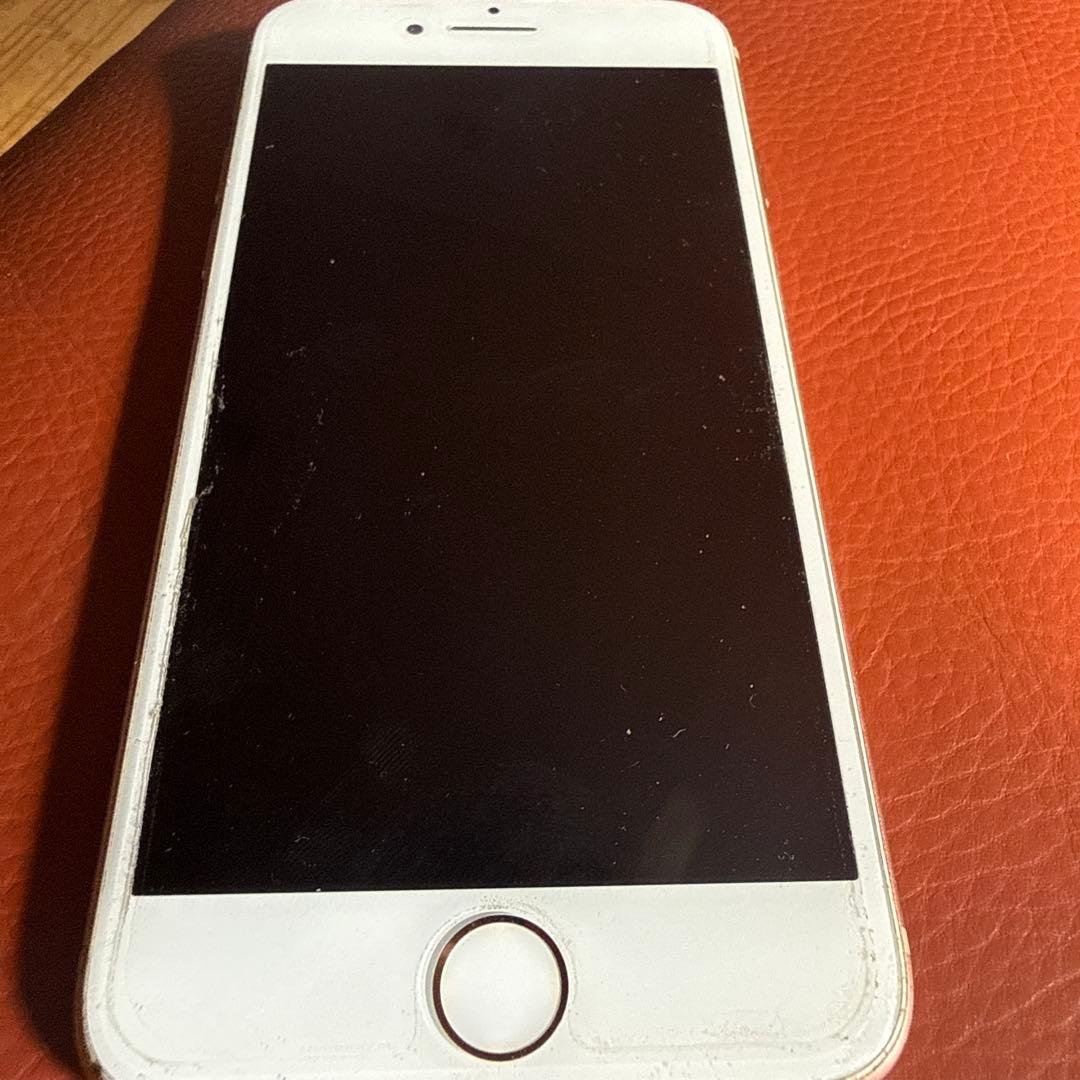 Apple iPhone 8 64GB ホワイト ゴールド