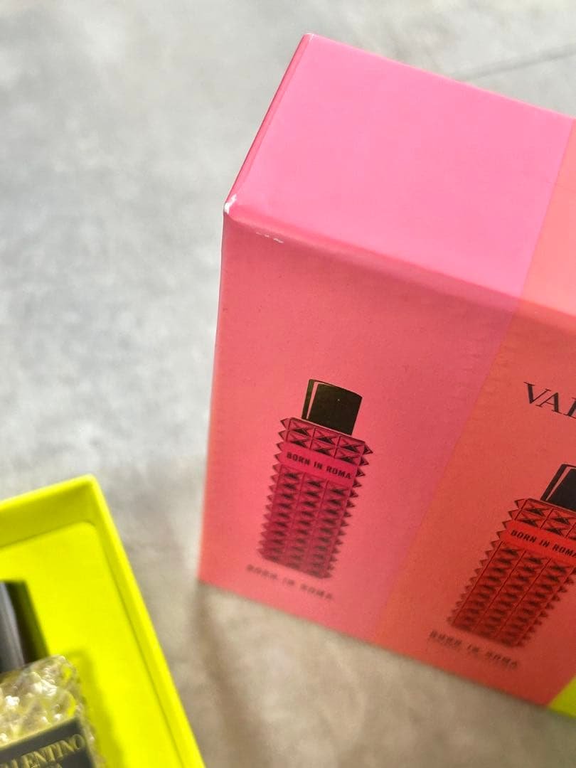 VALENTINO ヴァレンティノ 香水BORN IN ROMA