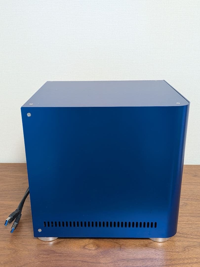 acubic D20 microATX対応 小型デスクトップ ブルーケース