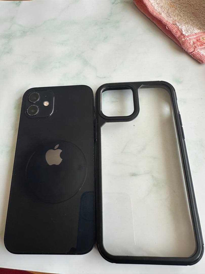 キ*イ様 Apple iPhone 12 ブラック 本体 64ケース付き