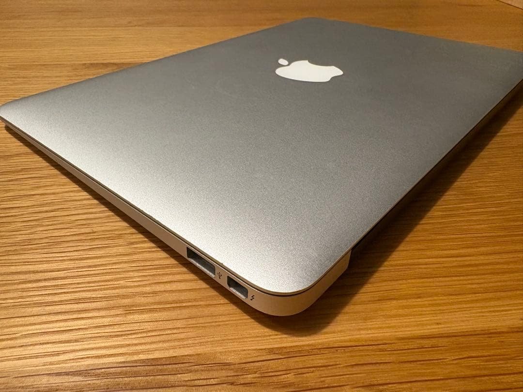 MacBook本体 Macbook Air A1370